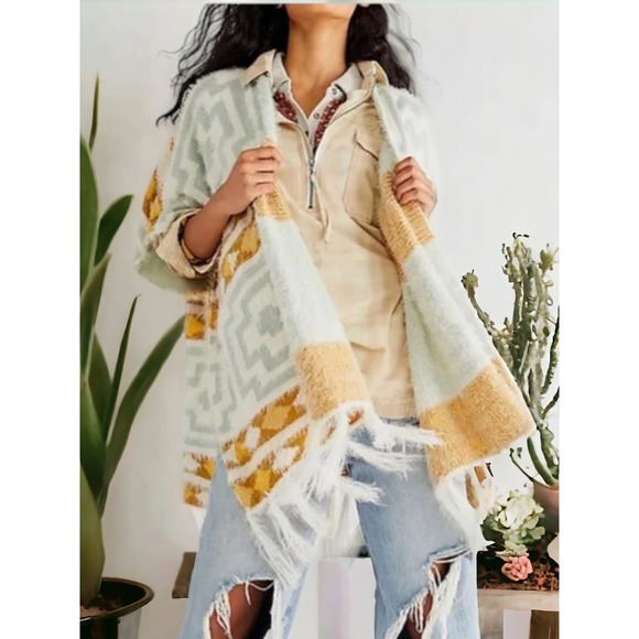 NWT - Free People Diamondback Cozy Kimono Poncho Soft Southwest Boho Ivory - Picture 1 of 7